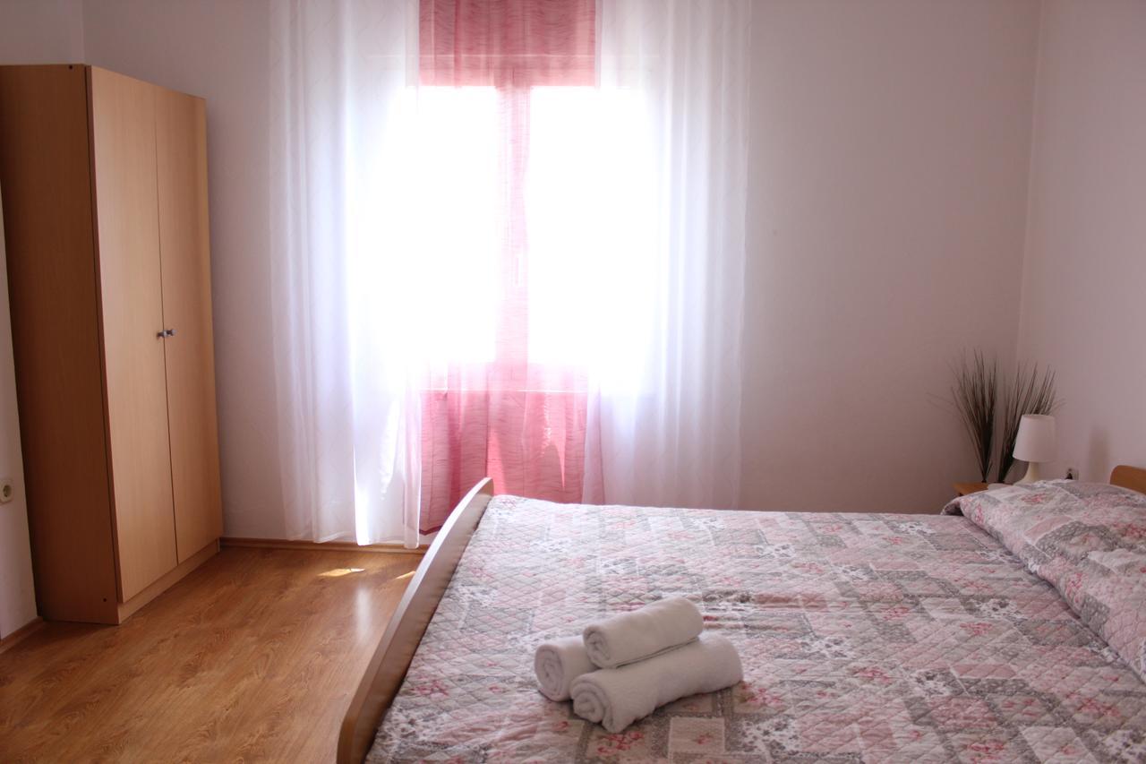 Apartments Kekel Biograd Na Moru Eksteriør billede