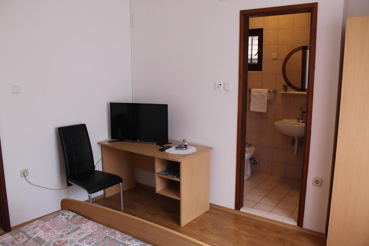 Apartments Kekel Biograd Na Moru Eksteriør billede